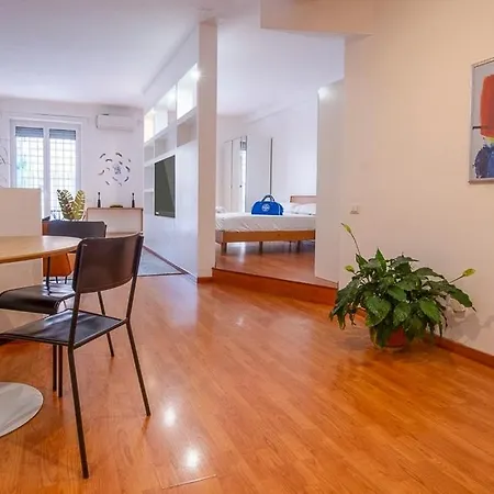 Lungotevere Home