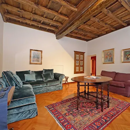 Leutari Apartamento