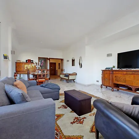 Anastasio Spacious Apartment