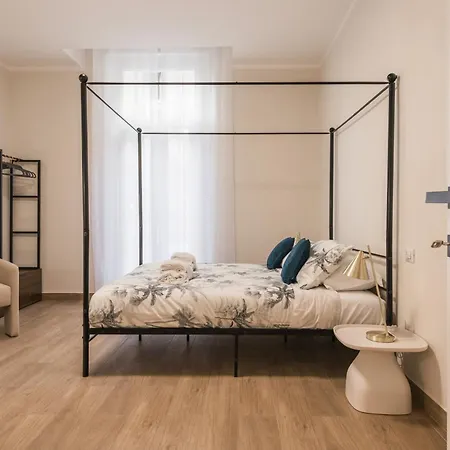 C3 Top Class Apartment, 2 Camere Da Letto, 2 Bagni, Giardino Distante 15 Minuti A Piedi Da Fontana Di Trevi