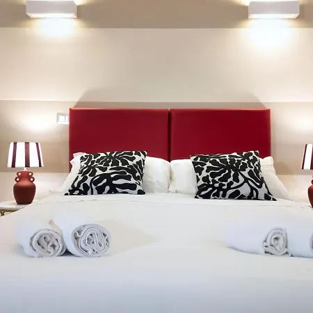 Roma Palace Suite