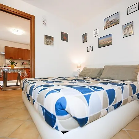 דירות Zizi House