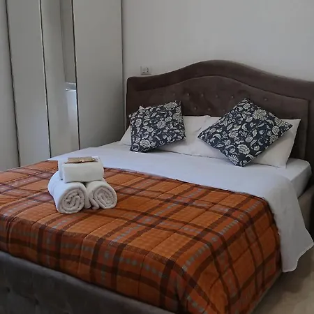Hotel Raynova