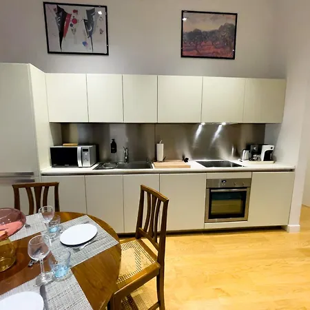 Suites Urbana 152