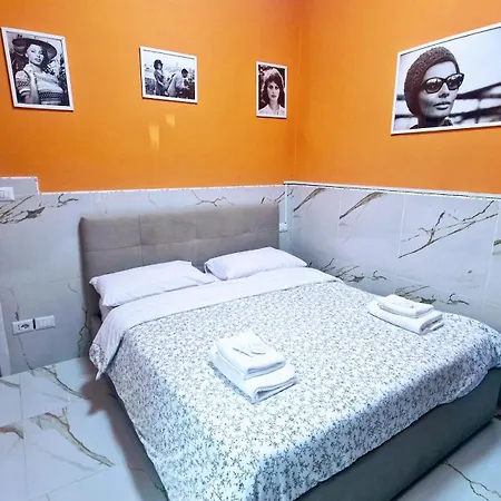Oscar Rooms