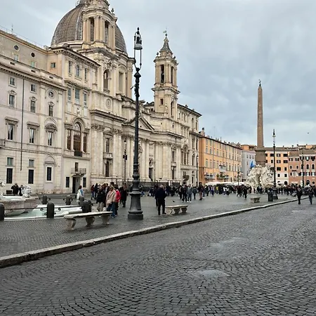 Piazza Navona Balcony Caden Suite