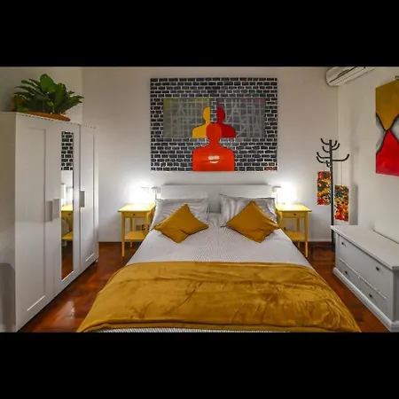 Mamma Roma Art Apartment