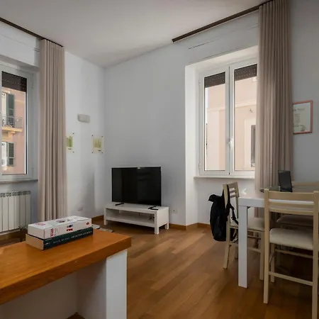 Vatican Walls Apartment