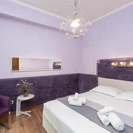 Teano Holiday House