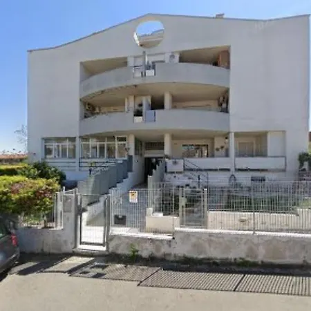 Casa Host Fontana Candida Metro C
