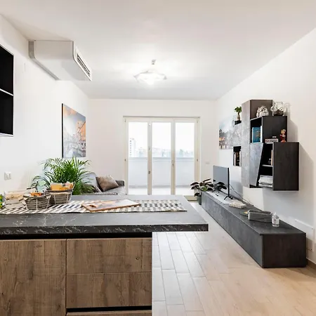Private Parking - Bilocale Monti Tiburtini Apartment