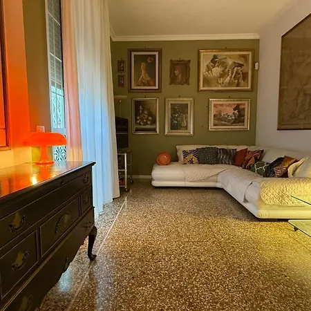 Dama Roof House Apartment