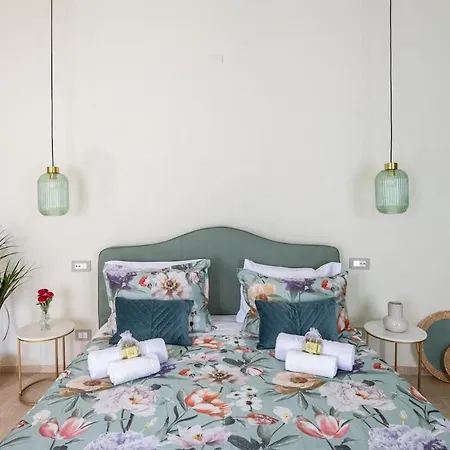 Trastevere Rooftop Terrace Courtyard Loft