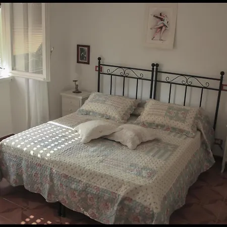 Domus Roma Vacanze - Qui Staremo Bene