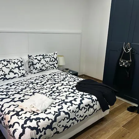 Domus Pio VIII Apartment