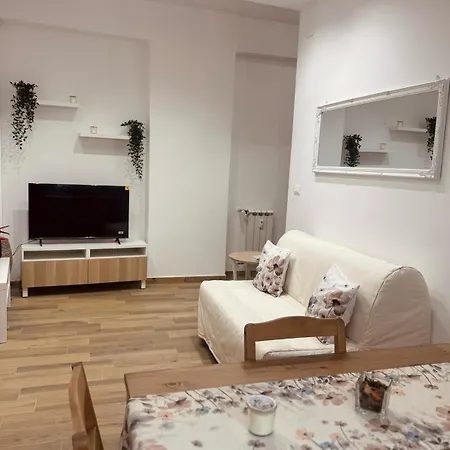 Re Di Roma Living Apartment