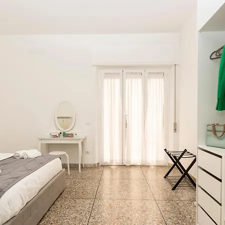 Central Modern Apartment - Trastevere & Vaticano