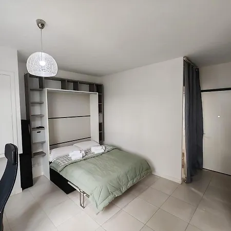 Porta Di Roma Apartment