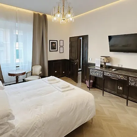 Hotel Belle Epoque