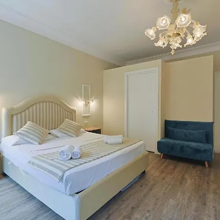 Art House Relais56 Luxury Rooms Piazza Di Spagna
