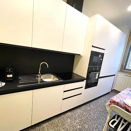 Royal Golden House Apartment