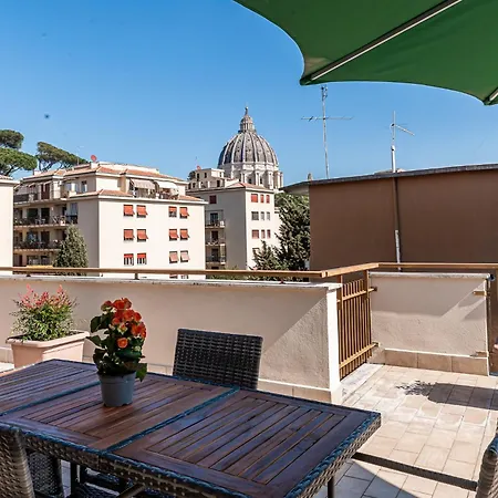Consoli Penthouse - Terrace With A View On Saint Peter'S