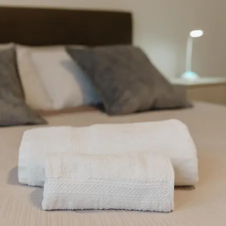 G21 Guest House