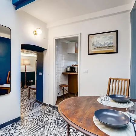 Vivilo Collection - Macelli Spanish Steps Apartment
