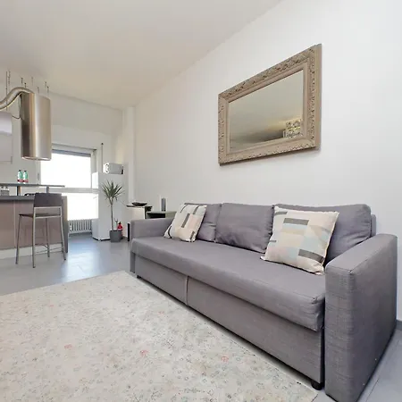 Manzoni Apartment