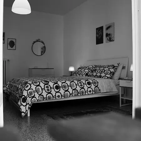 Little & Pretty House In Rome Apartment