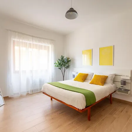 Domus Citro, Cozy Flat In District Prenestina Apartment