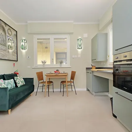 Gioia'S Flat Apartment