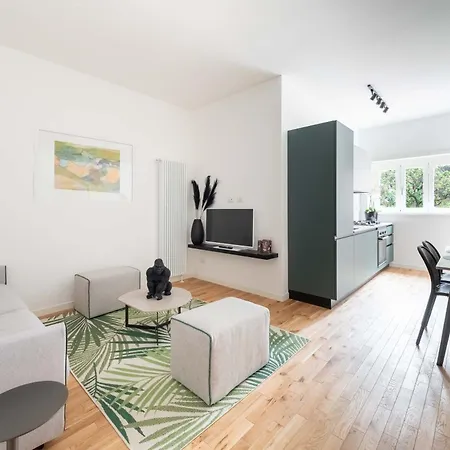 Domus 50 Apartment