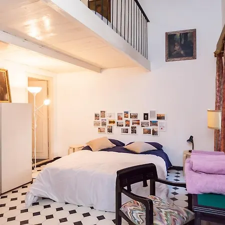 Apartment In Rome-Trastevere - Amorhome