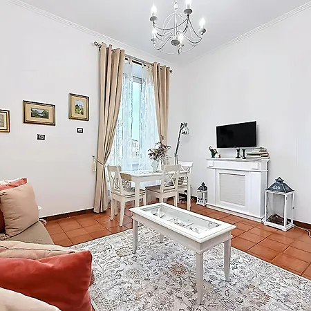 Sonia Trastevere Apartment