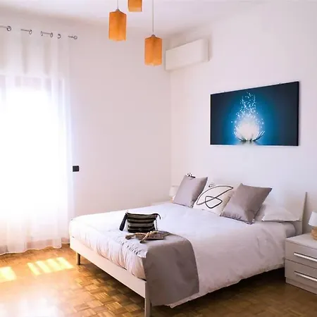 Sun & Moon Apartment Family Free Parking