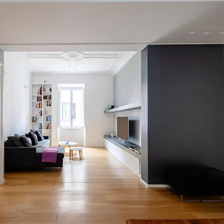 Via G. Ferrari Private Apartment