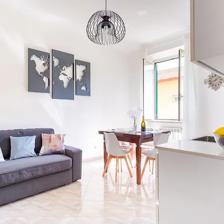 Elegantis Labicana Apartment - Few Steps From The Colosseum