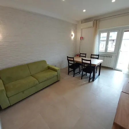 Locazione Turistica A Centocelle Apartment