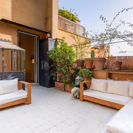 Elegantis Monti Royal Apartment With Private Terrace