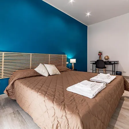 Michelangelo Luxury Rooms - Colosseo & Wi-Fi