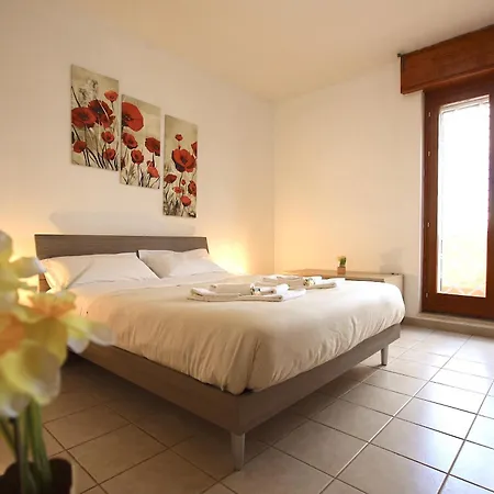 Manuela Holiday House