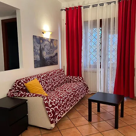 Dilly'S Terrace Apartment