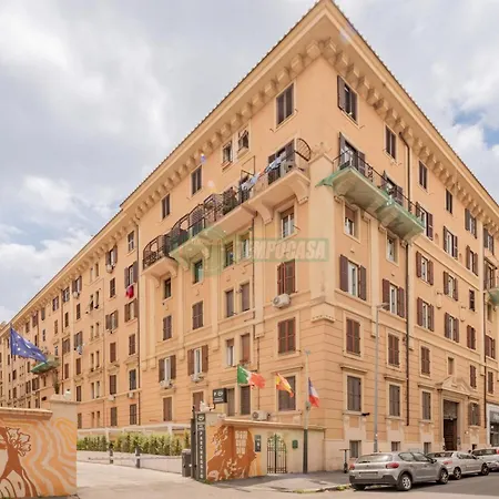 Daniela, Pied-A-Terre Al Vaticano
