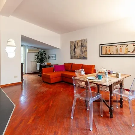 Ponte Milvio, Loft With Patio Villa