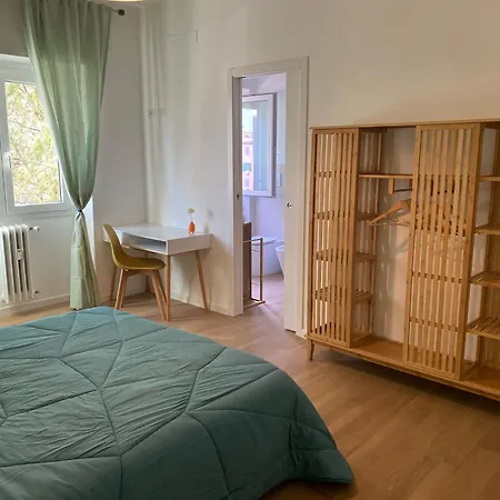 Nuovissimo Appartamento A Roma