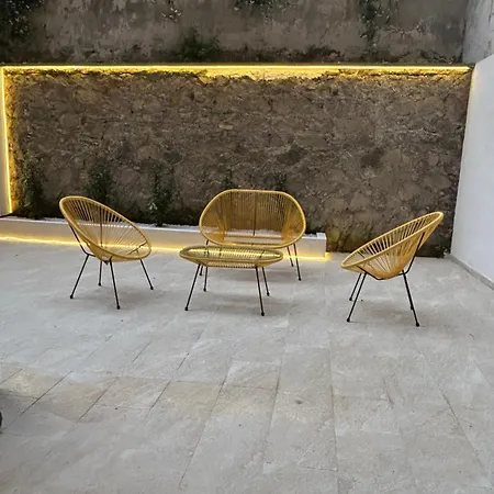 Laurus'S House Apartment
