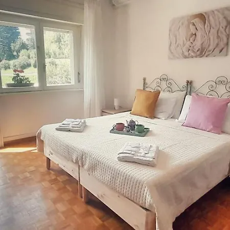 Pia'S House Apartment