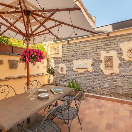 Ferienwohnung The Secret Terrace - Navona