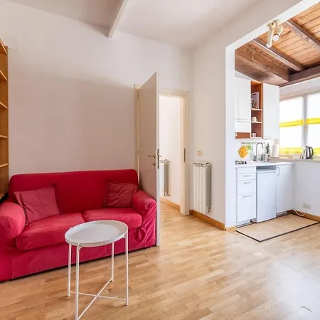 Piazza Navona Rooftop Retreat